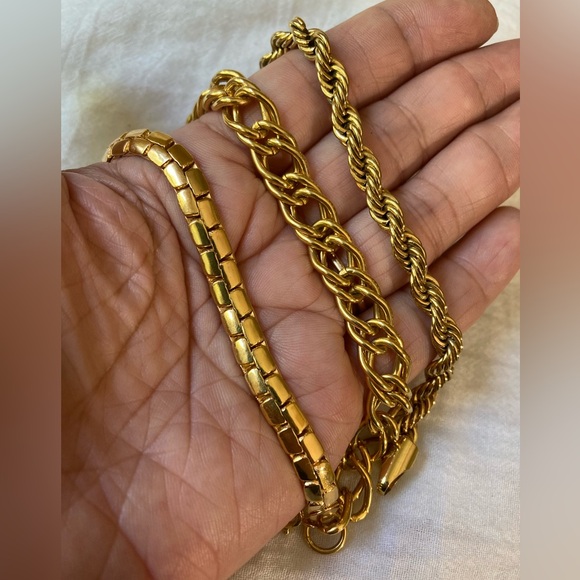 Bundle of 3 Gold Tone Vintage Chain Bracelet - Picture 5 of 5